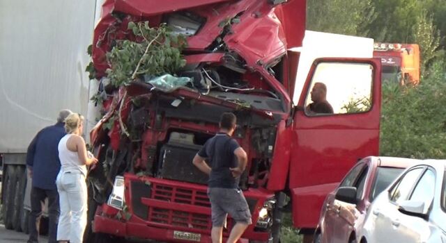Πλατύ: Τροχαίο ατύχημα μεταξύ ΝΕΣΤΛΕ και ΕΛΒΙΖ με ελαφρύ τραυματισμό